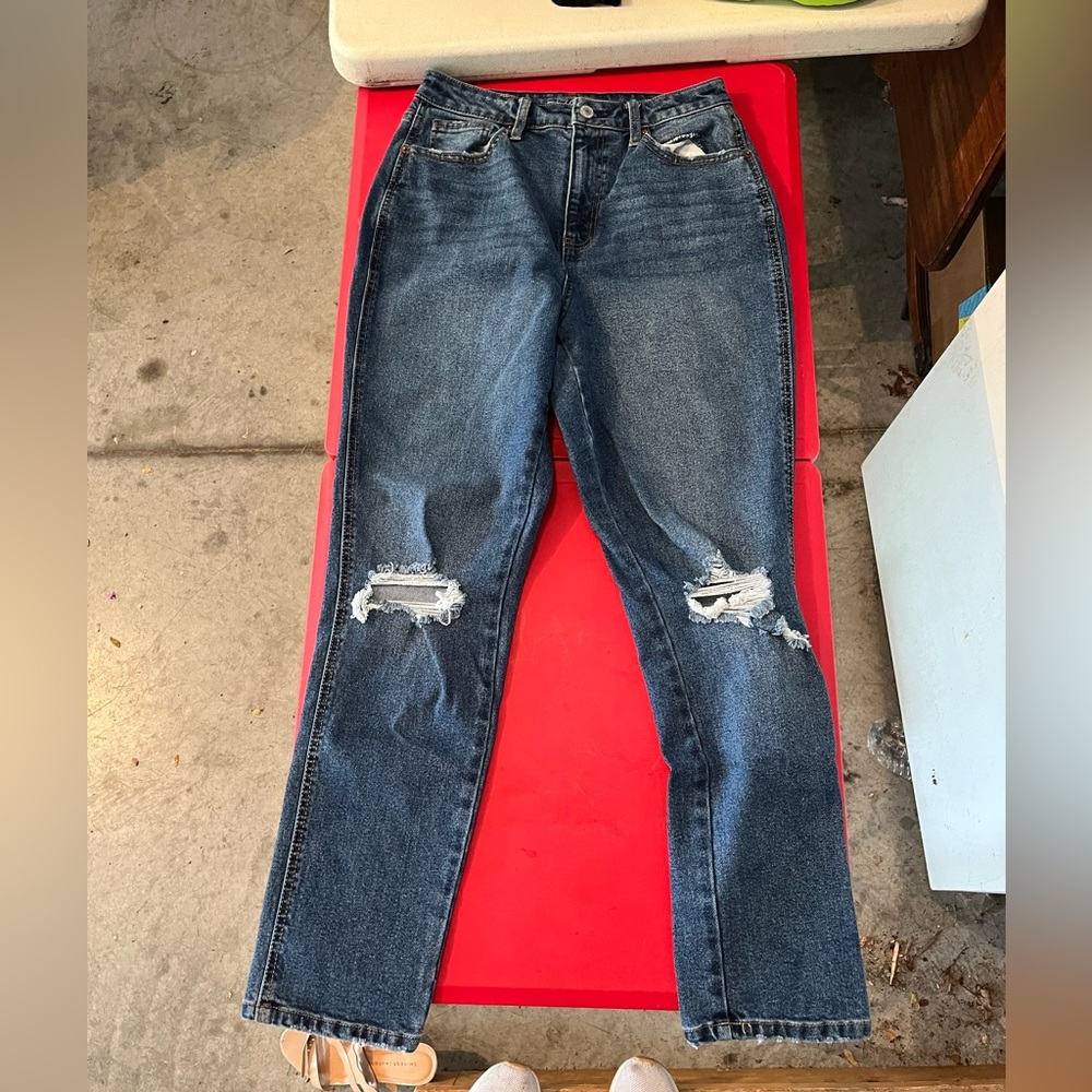 Arizona brand- mom jeans